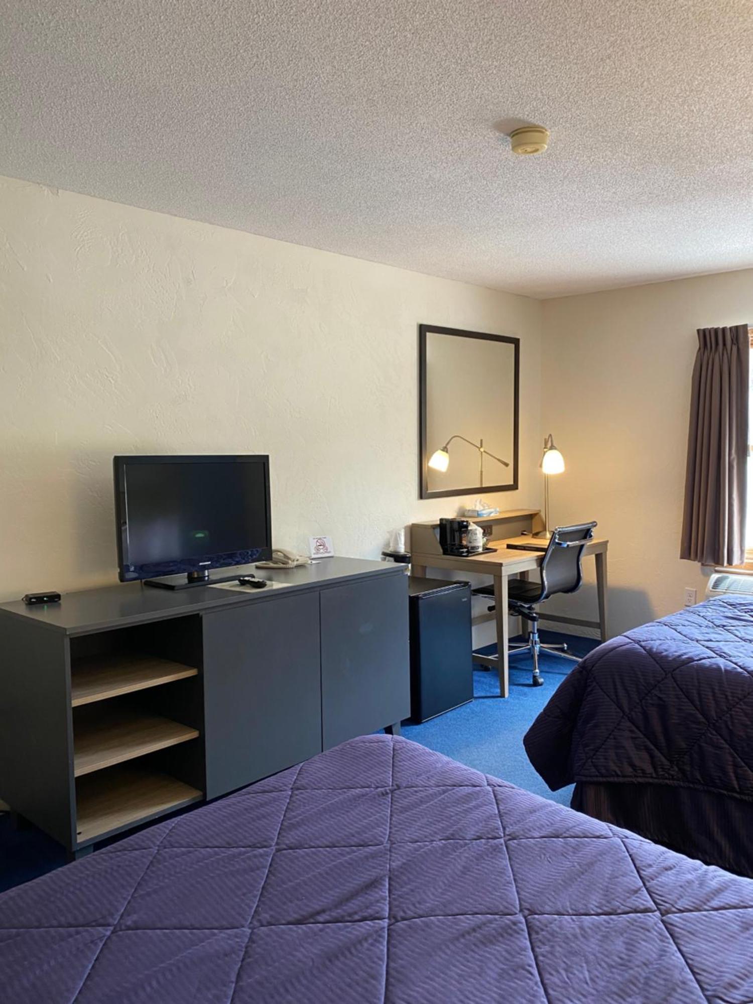 Pictured Rocks Inn And Suites Munising Exteriér fotografie