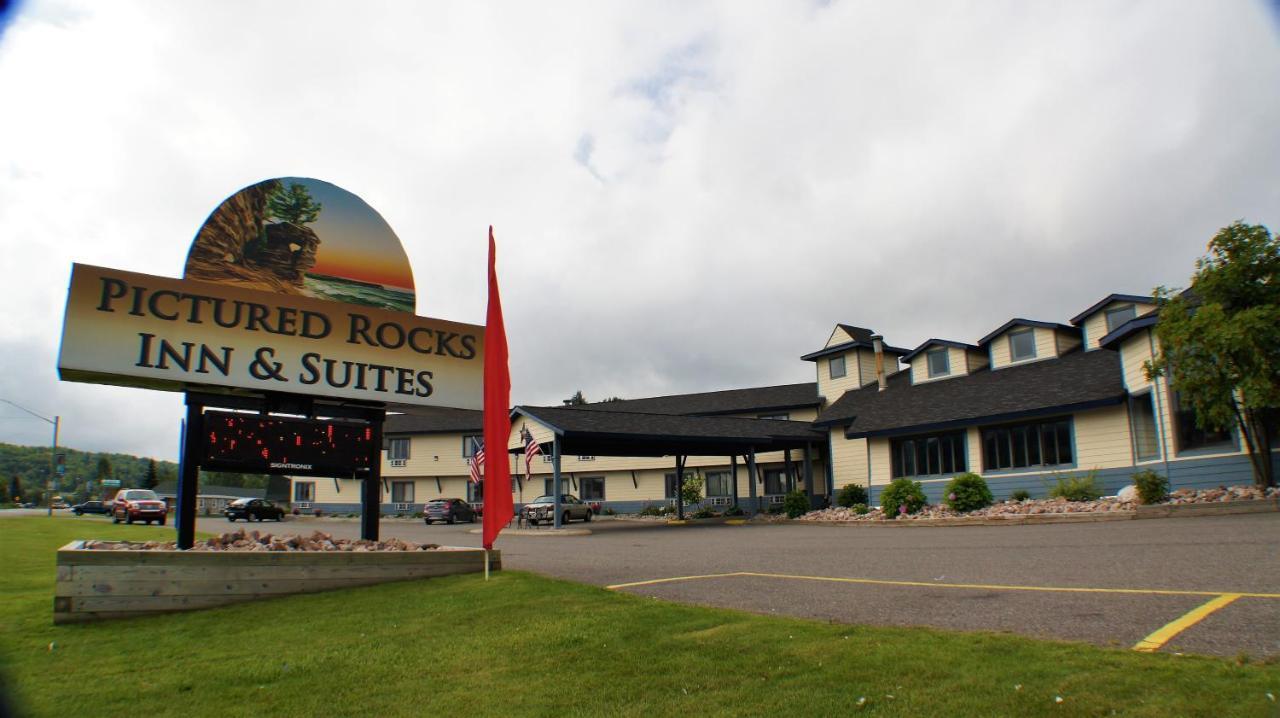 Pictured Rocks Inn And Suites Munising Exteriér fotografie