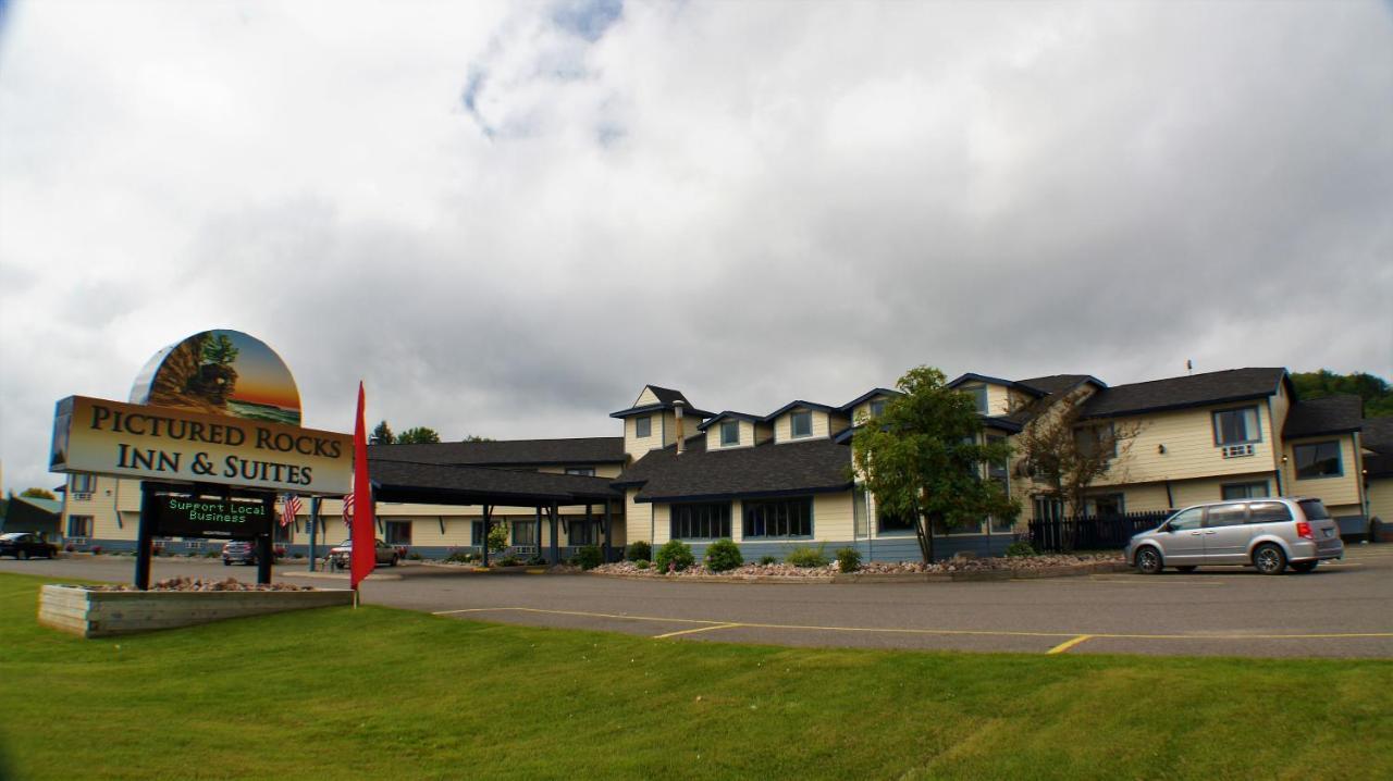 Pictured Rocks Inn And Suites Munising Exteriér fotografie