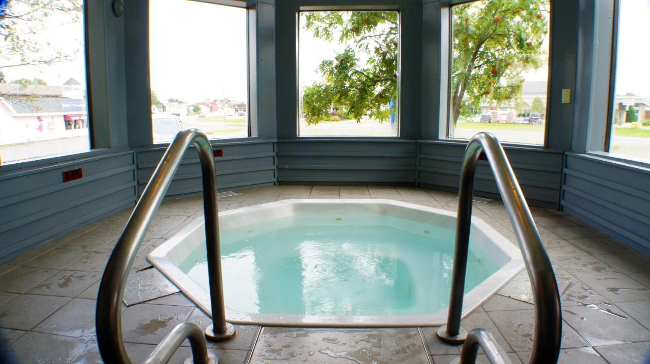 Pictured Rocks Inn And Suites Munising Exteriér fotografie